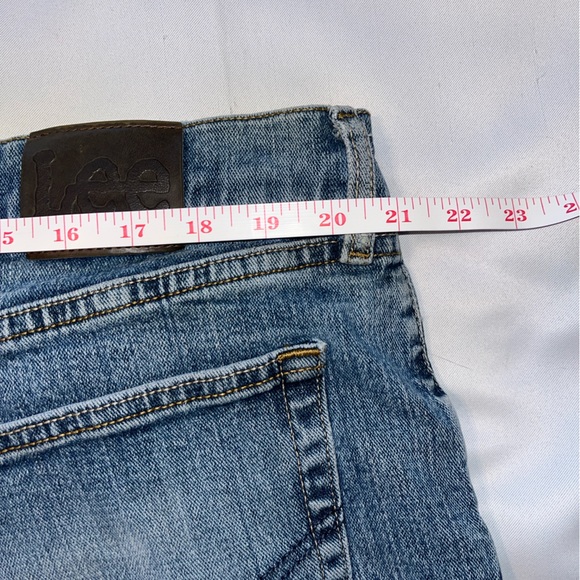 Lee Straight Leg Jeans Medium Wash Denim Size 44X30 - Picture 6 of 8